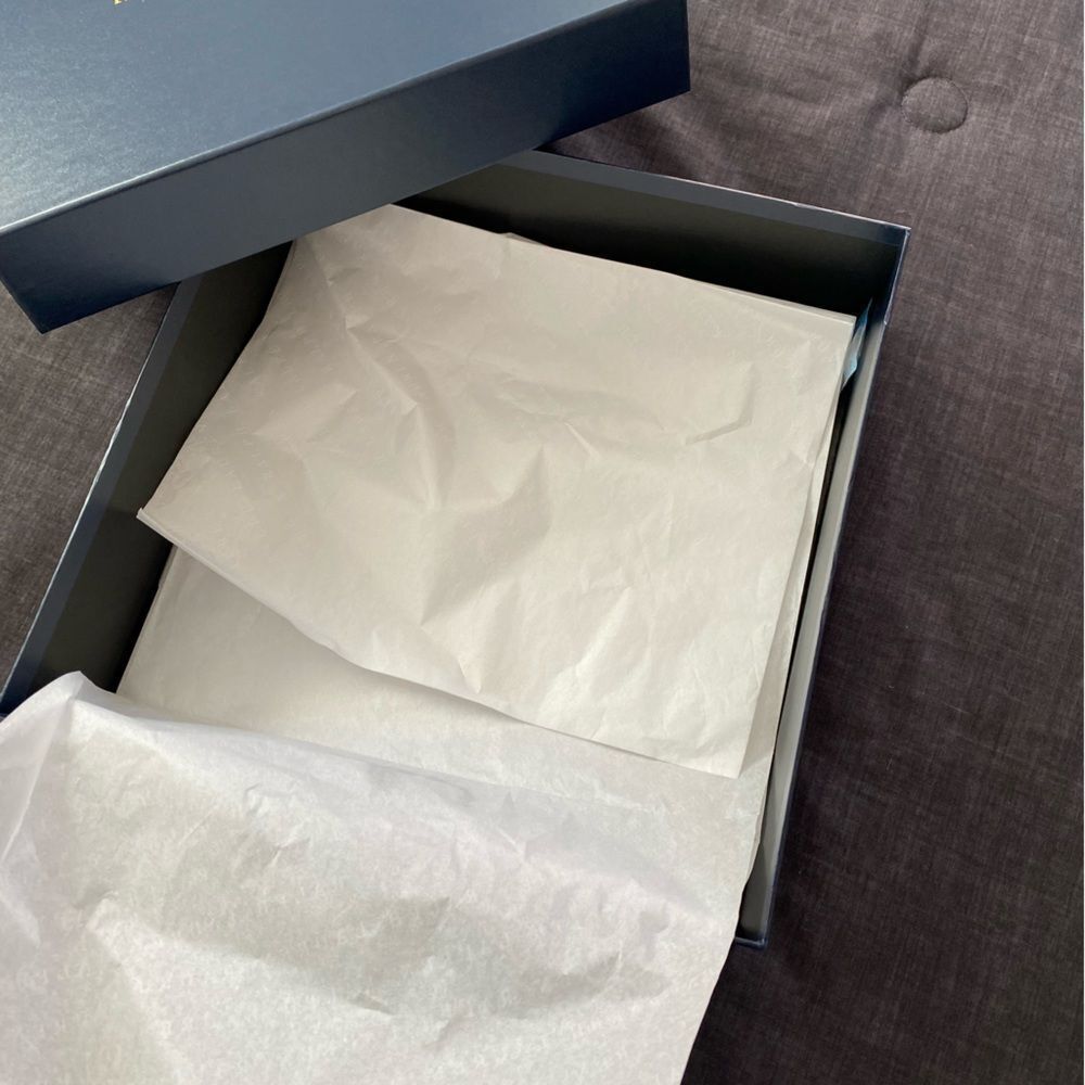 Large Ralph Lauren Gift Box - Picture 5 of 6